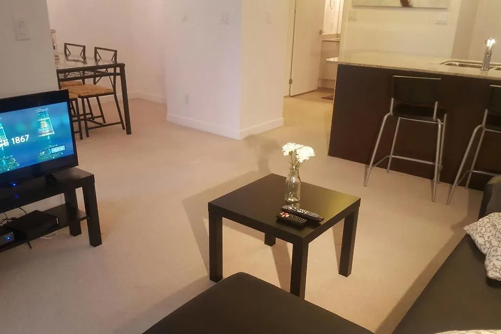 Lägenhet Lavish Suites - Luxury One Bedroom Condo- Cn Tower Kanada