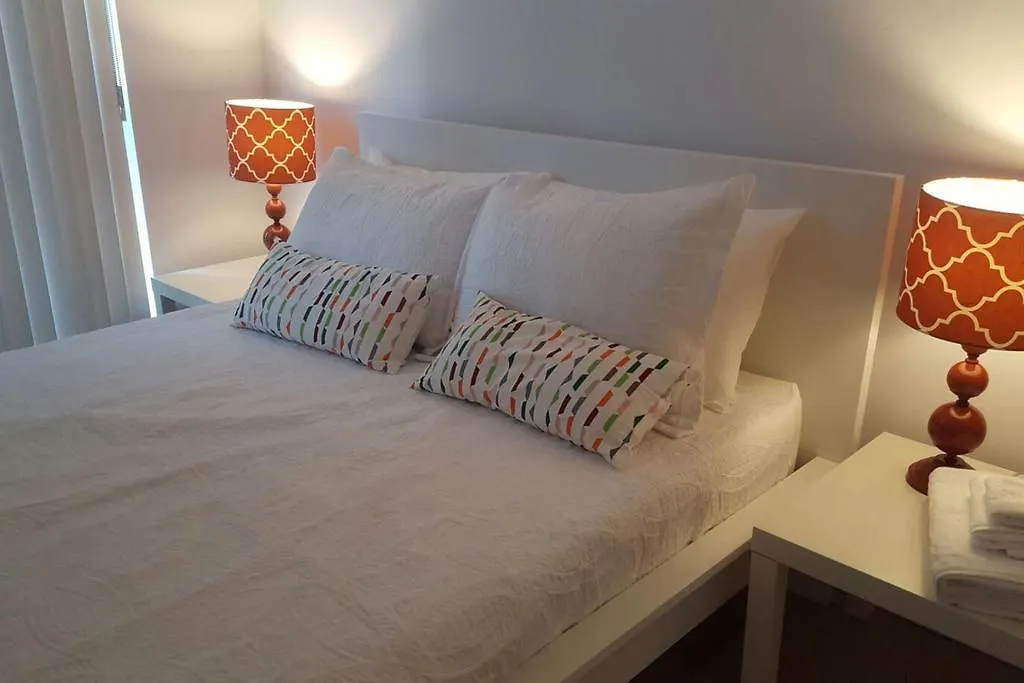 Apartment Lavish Suites - Luxury One Bedroom Condo- Cn Tower Toronto